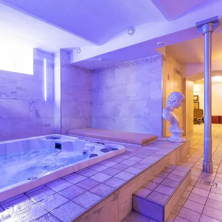 Active & Wellness Subterra 호텔 3*