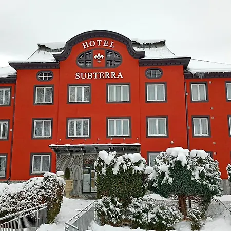 Active & Wellness Subterra 오스트로브