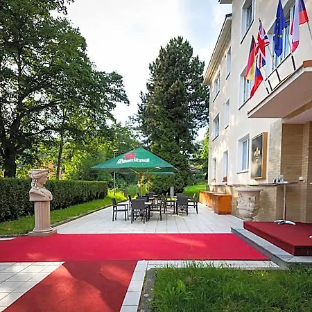 Active & Wellness Subterra 3* Ostrov (Karlovy Vary)