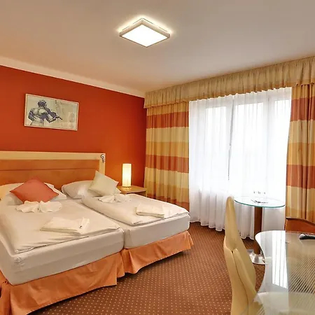 Hotel Active & Wellness Subterra Ostrov (Karlovy Vary)