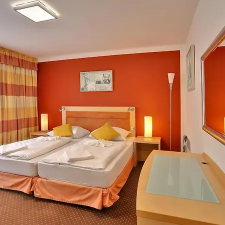 Active & Wellness Subterra Ostrov (Karlovy Vary)
