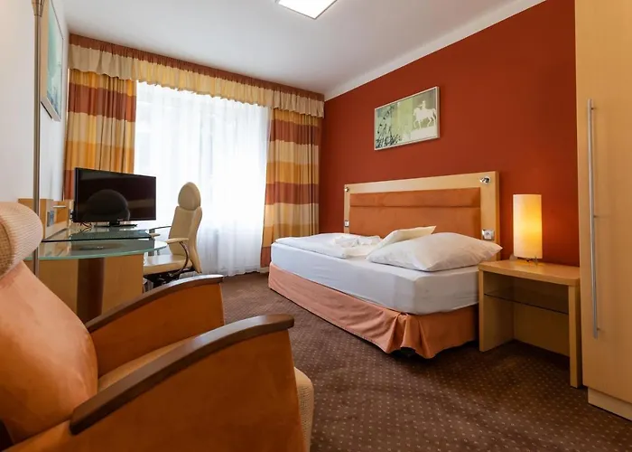 Отель Active & Wellness Subterra 3*